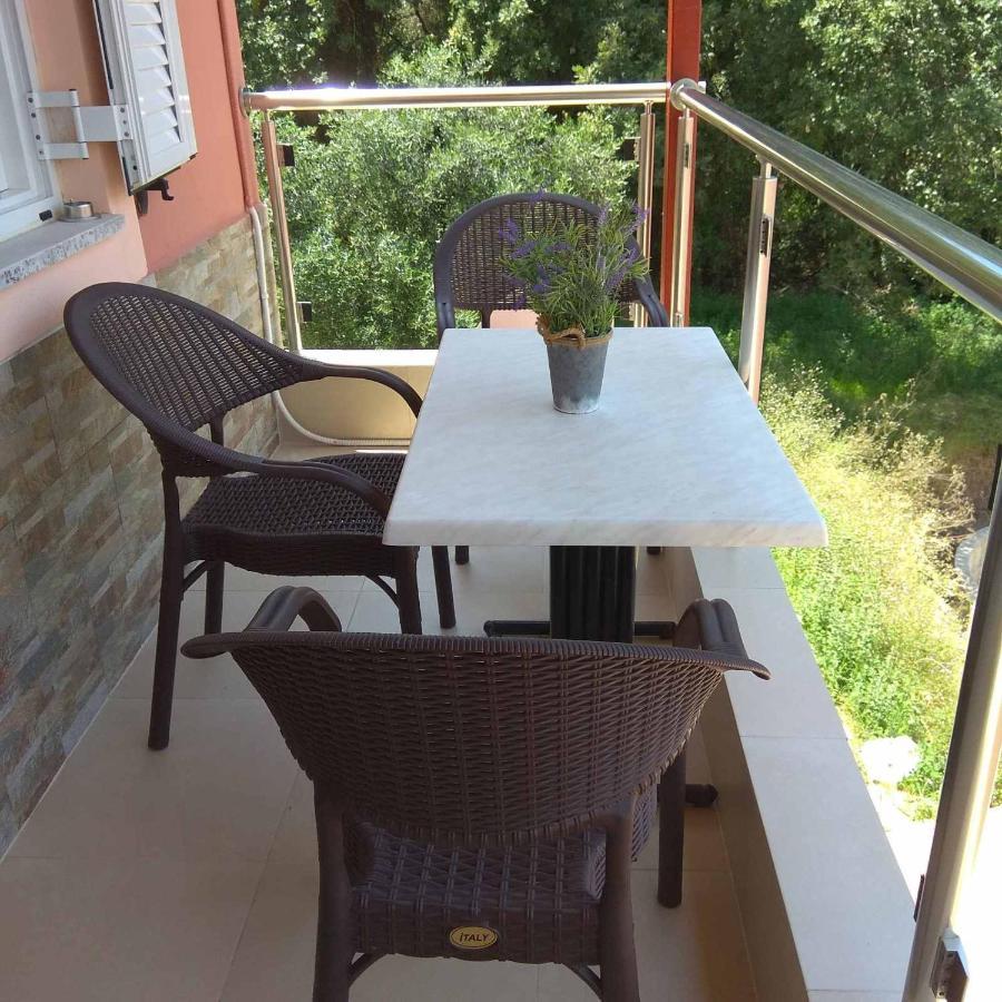 Elena Roza Apartment Μεσογγή Εξωτερικό φωτογραφία